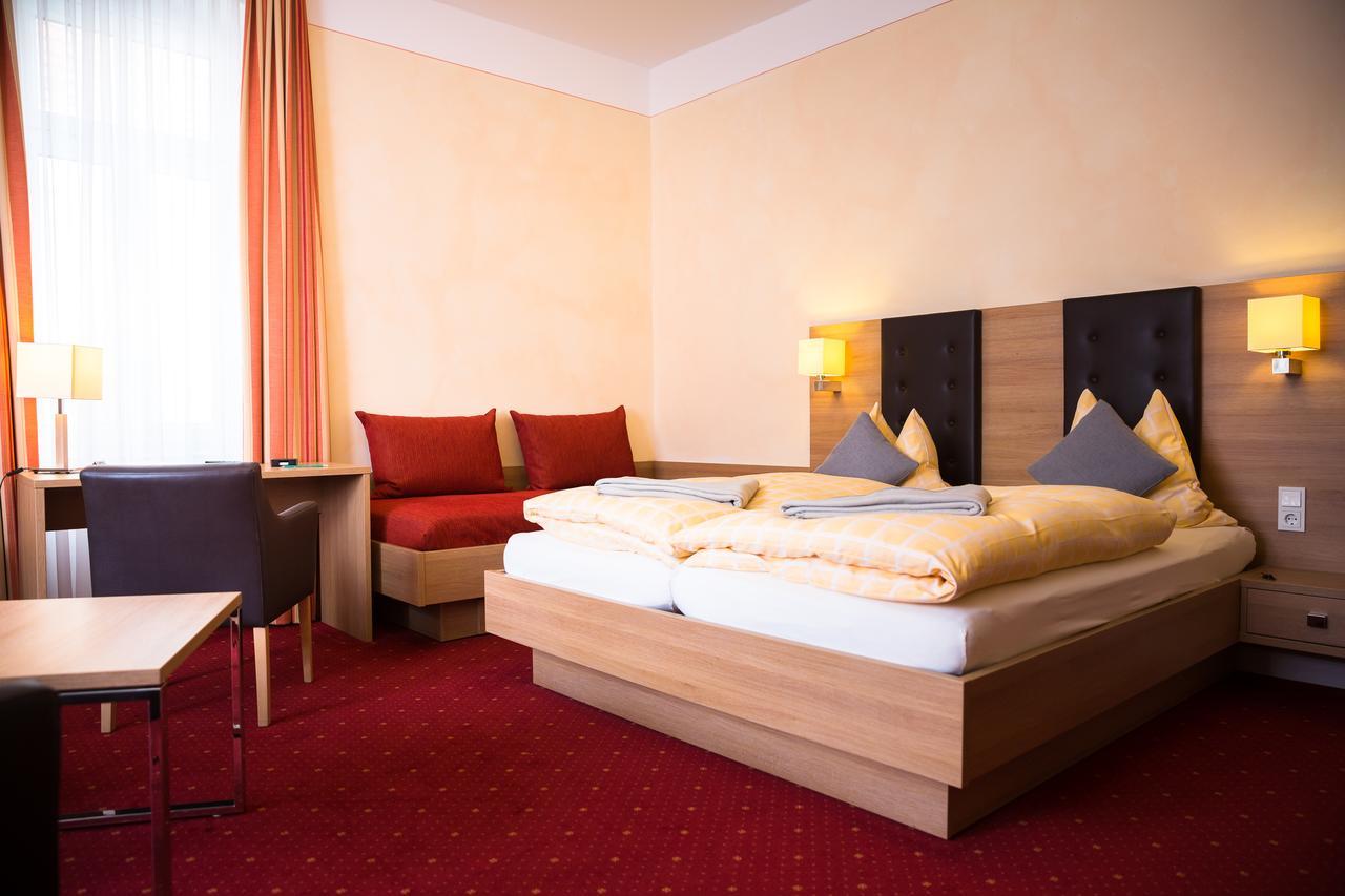 Hotel-Pension Berger Heidelberg Bagian luar foto